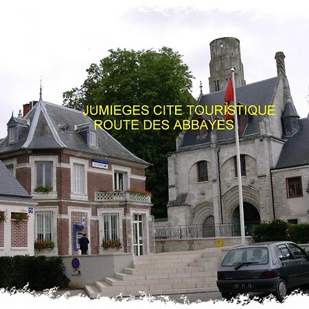 La Bonne Famille Hotell Jumièges Exteriör bild