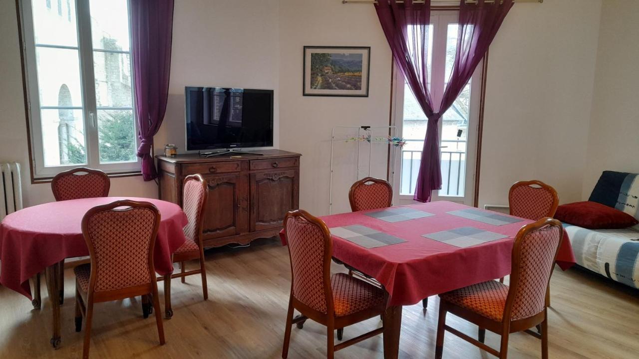 La Bonne Famille Hotell Jumièges Exteriör bild