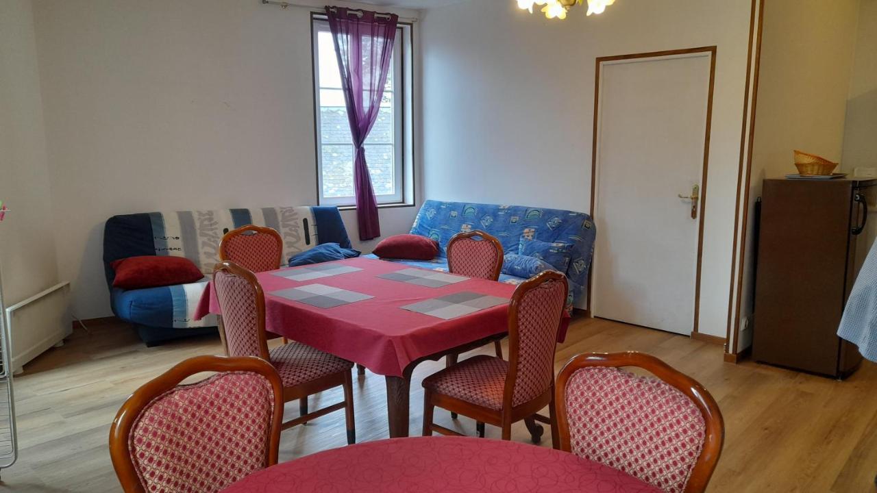 La Bonne Famille Hotell Jumièges Exteriör bild